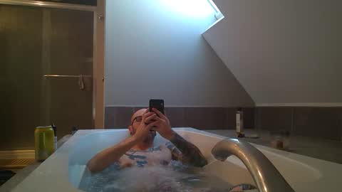 thor1892 online show from 18, 2, 2025