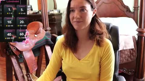 Snapshot of thornbury_rose chatting on 16, 2, 2025 ThornburyRose online show from 16, 2, 2025