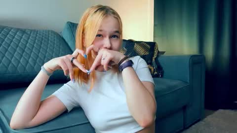 Snapshot of thousand_desires chatting on 25, 3, 2026 Lynn online show from 25, 3, 2026