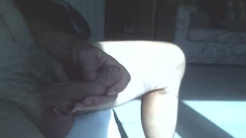 Snapshot of throbbing4u2nite chatting on 5, 10, 2025 throbbing4u2nite online show from 5, 10, 2025