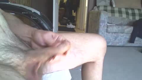 Snapshot of throbbing4u2nite chatting on 11, 4, 2026 throbbing4u2nite online show from 11, 4, 2026