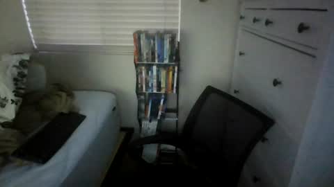 Snapshot of throw11 chatting on 14, 6, 2026 Throw11 online show from 14, 6, 2026
