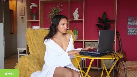 Snapshot of tia_j chatting on 10, 11, 2025 tia_j online show from 10, 11, 2025