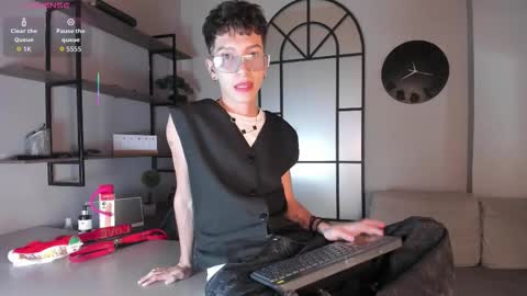 Tiam Muller online show from 16, 12, 2025