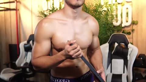 Snapshot of tian_brooks chatting on 14, 2, 2026 Tian Brooks online show from 14, 2, 2026