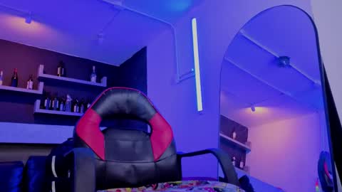 Snapshot of tian_sex chatting on 28, 5, 2026 online show from 28, 5, 2026