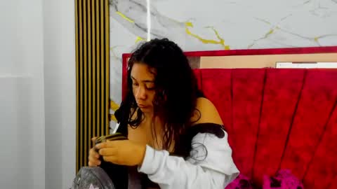 Snapshot of tiana_hots chatting on 17, 4, 2026 tiana_hots online show from 17, 4, 2026