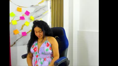 Snapshot of tiana_hots chatting on 24, 4, 2026 tiana_hots online show from 24, 4, 2026