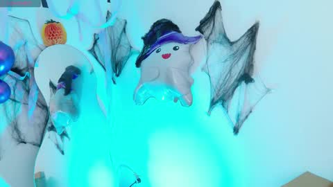 Snapshot of tianale chatting on 23, 10, 2025 Tiana Le online show from 23, 10, 2025