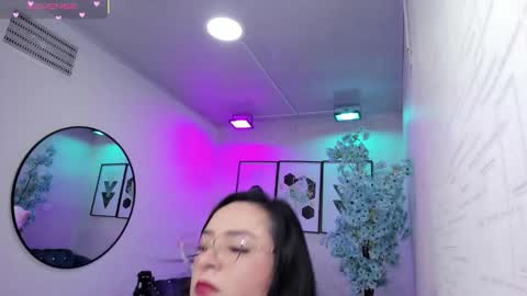 Tiara  online show from 25, 3, 2026