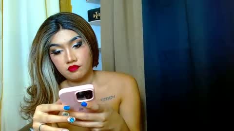Snapshot of tiarrafoxs chatting on 4, 1, 2025 tiarrafoxs online show from 4, 1, 2025