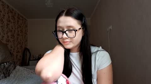 Snapshot of tiastinner chatting on 15, 6, 2026 Margo online show from 15, 6, 2026