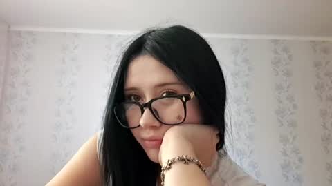 Snapshot of tiastinner chatting on 18, 6, 2026 Margo online show from 18, 6, 2026