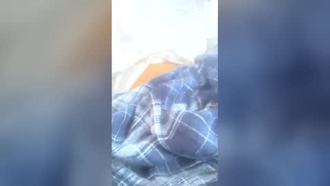 Snapshot of tiburon_8 chatting on 24, 4, 2026 tiburon_8 online show from 24, 4, 2026