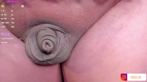 Snapshot of tich___ chatting on 5, 3, 2026 tich___ online show from 5, 3, 2026