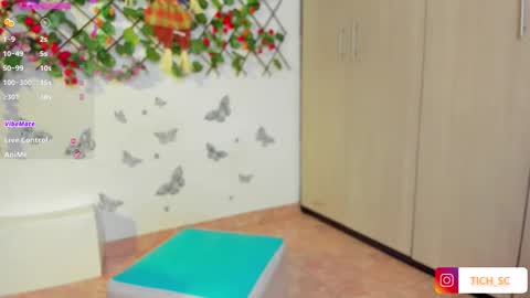 Snapshot of tich___ chatting on 28, 3, 2026 tich___ online show from 28, 3, 2026