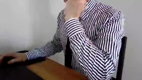 tieboy1991 online show from 6, 1, 2026