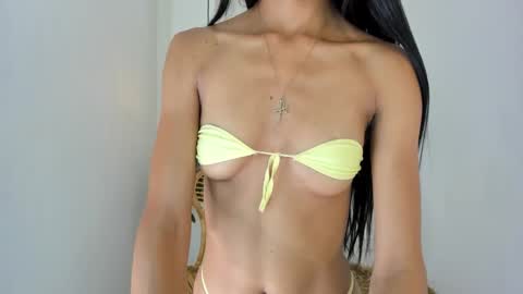 Snapshot of tifanny_eve chatting on 1, 2, 2026 Dani online show from 1, 2, 2026