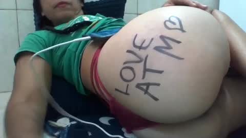 Snapshot of tifannylovesquirt chatting on 5, 2, 2025 Tifany online show from 5, 2, 2025