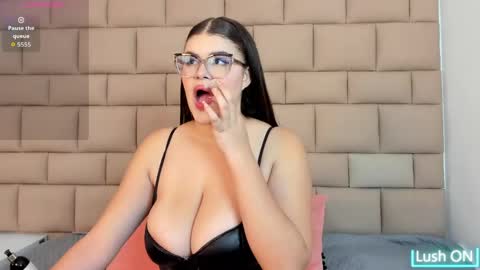 Tifanny  online show from 28, 5, 2026