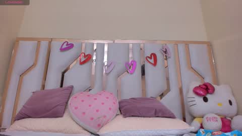    online show from 21, 2, 2025