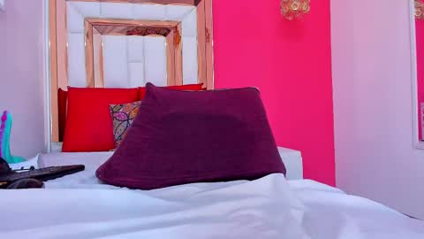 Karolina online show from 28, 2, 2025