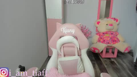 Snapshot of tifany_tay2 chatting on 13, 2, 2025 hey am julietha online show from 13, 2, 2025