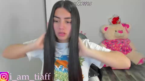 Snapshot of tifany_tay2 chatting on 13, 11, 2025 hey am julietha online show from 13, 11, 2025