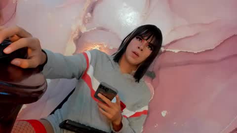 Tiffany online show from 22, 2, 2025