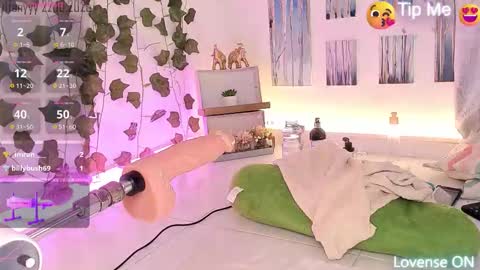 Snapshot of tiffannyy_ chatting on 23, 10, 2025 teffy online show from 23, 10, 2025