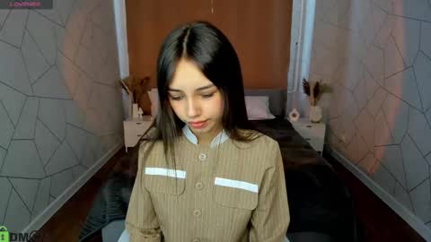 Snapshot of tiffany__grace chatting on 13, 3, 2026 Tiffany online show from 13, 3, 2026