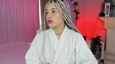 Tiffany Becker online show from 30, 3, 2026