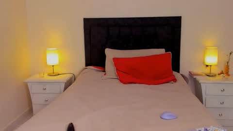 Snapshot of tiffany_cooper06 chatting on 22, 4, 2026 VAL online show from 22, 4, 2026