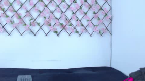 Tiffany online show from 27, 3, 2026