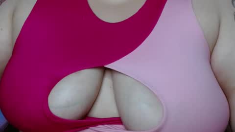 Snapshot of tiffany_laurens chatting on 10, 12, 2024 dont forget ask for custom vids online show from 10, 12, 2024