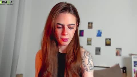 Snapshot of tiffany_loong chatting on 2, 12, 2025 tiffany online show from 2, 12, 2025