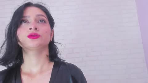 tiffany_mendez online show from 28, 1, 2025