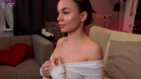 Tiffany online show from 25, 11, 2025