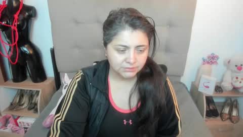 TiffanyAmazing online show from 4, 12, 2025