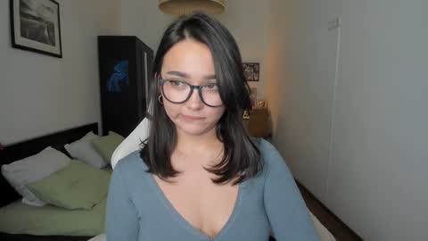  Tiffany  online show from 12, 12, 2024