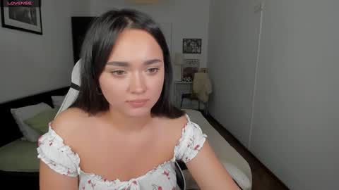  Tiffany  online show from 17, 12, 2024