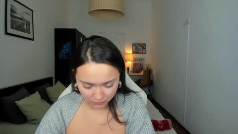  Tiffany  online show from 5, 1, 2025