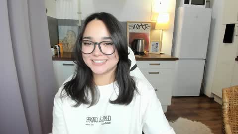  Tiffany  online show from 10, 1, 2025