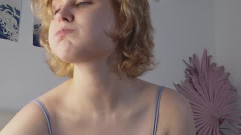 tiffanyjons online show from 8, 1, 2025