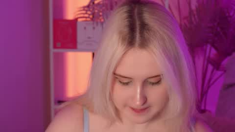 tiffanyjons online show from 22, 2, 2026