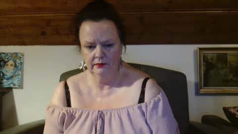Snapshot of tiffanymature chatting on 8, 1, 2026 TiffanyMature online show from 8, 1, 2026
