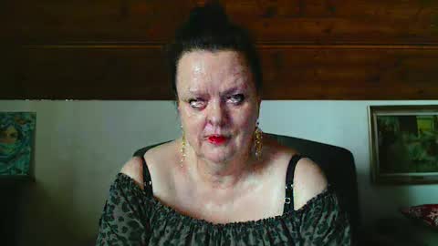 Snapshot of tiffanymature chatting on 6, 2, 2026 TiffanyMature online show from 6, 2, 2026