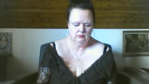 Snapshot of tiffanymature chatting on 23, 3, 2026 TiffanyMature online show from 23, 3, 2026