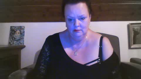 Snapshot of tiffanymature chatting on 3, 4, 2026 TiffanyMature online show from 3, 4, 2026