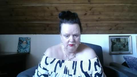 Snapshot of tiffanymature chatting on 26, 5, 2026 TiffanyMature online show from 26, 5, 2026